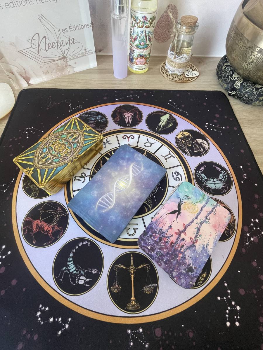 Guidance Privée Tarot, oracle et médiumnité